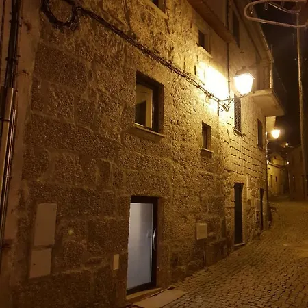 Casa Frade * Sabugueiro (Guarda)