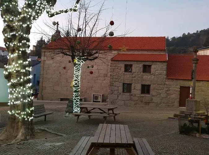 Casa Frade * Sabugueiro (Guarda)